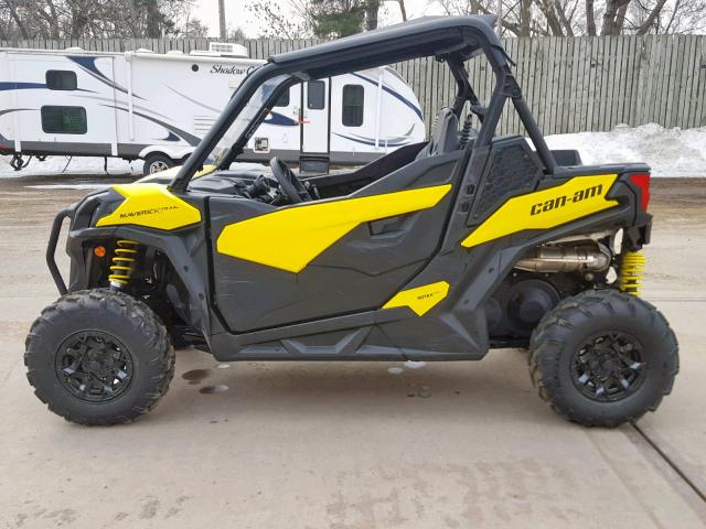 3JB1GAP49KK000012 - 2019 CAN-AM MAVERICK T YELLOW photo 3