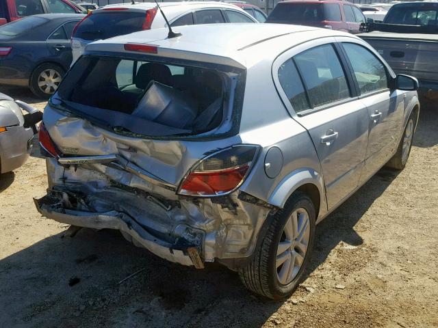 W08AT671585137911 - 2008 SATURN ASTRA XR SILVER photo 4