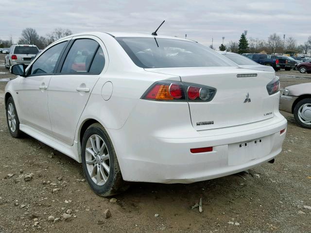 JA32U2FU8FU026655 - 2015 MITSUBISHI LANCER ES WHITE photo 3