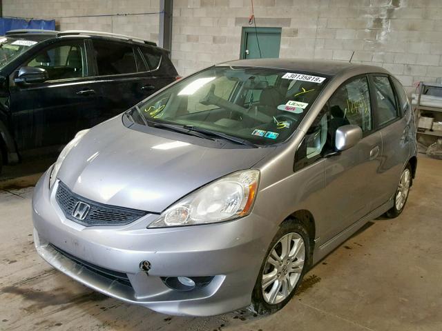 JHMGE88479S040680 - 2009 HONDA FIT SPORT GRAY photo 2