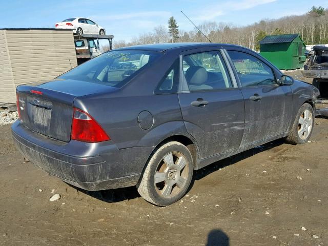 1FAFP34N27W364379 - 2007 FORD FOCUS ZX4 GRAY photo 4