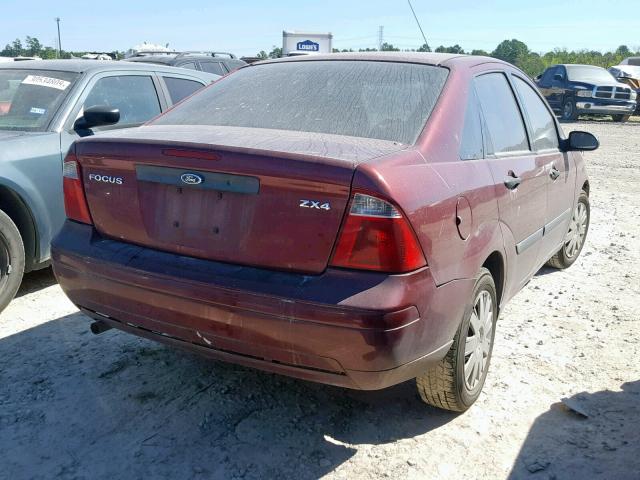 1FAFP34N06W101791 - 2006 FORD FOCUS ZX4 MAROON photo 4