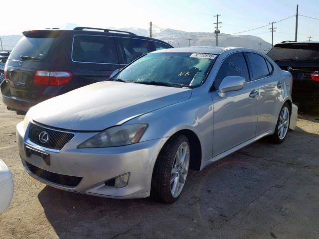 JTHBK262762002119 - 2006 LEXUS IS 250 SILVER photo 2