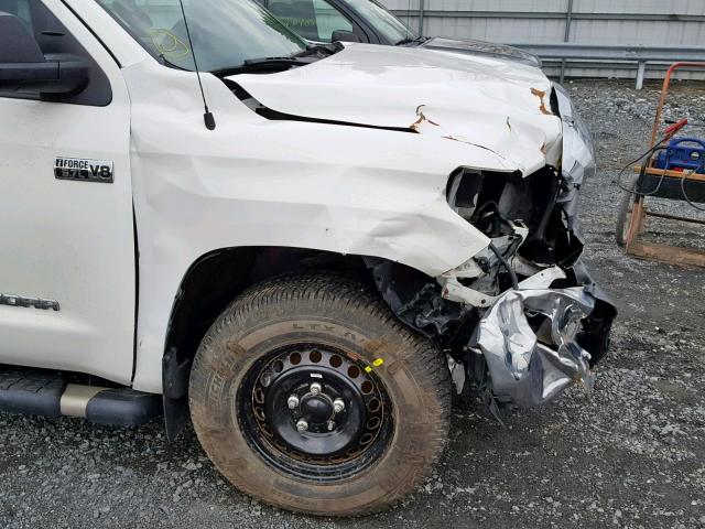 5TFDY5F19FX416832 - 2015 TOYOTA TUNDRA CRE WHITE photo 9