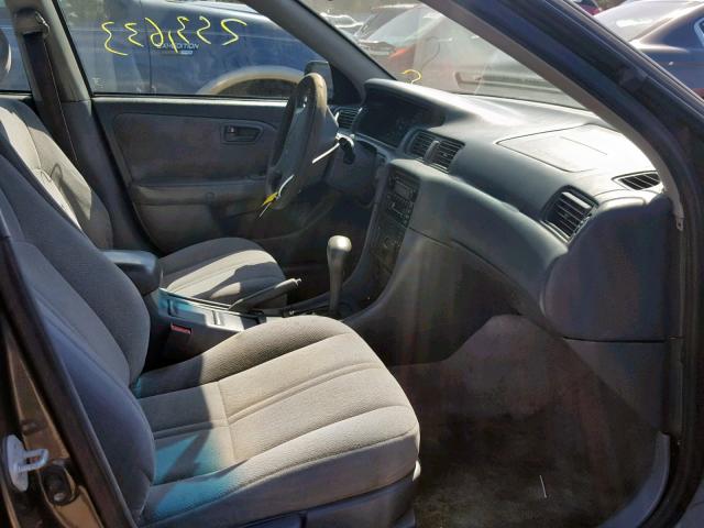 4T1BG22K9YU952185 - 2000 TOYOTA CAMRY CE GRAY photo 5