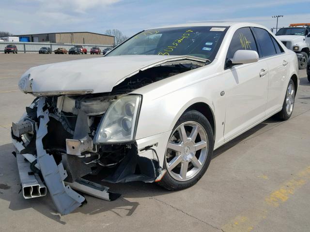 1G6DW677570181812 - 2007 CADILLAC STS WHITE photo 2