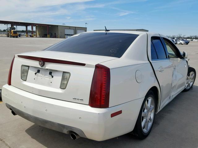1G6DW677570181812 - 2007 CADILLAC STS WHITE photo 4