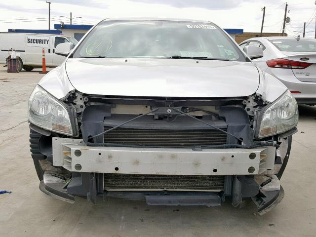 1G1ZC5E07CF333326 - 2012 CHEVROLET MALIBU 1LT 银色 照片 9
