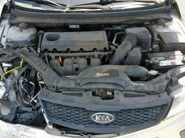 KNAFU6A29A5112475 - 2010 KIA FORTE EX SILVER photo 7