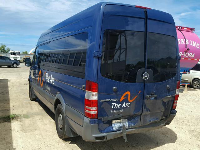 WDZPE8DCXE5926189 - 2014 MERCEDES-BENZ SPRINTER 2 BLUE photo 3