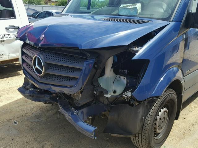 WDZPE8DCXE5926189 - 2014 MERCEDES-BENZ SPRINTER 2 BLUE photo 9