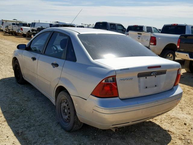 1FAFP34N47W196163 - 2007 FORD FOCUS ZX4 SILVER photo 3