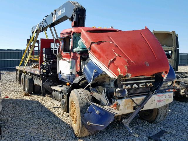 1M2AG11C47M056326 - 2007 MACK 700 CV700 RED photo 1