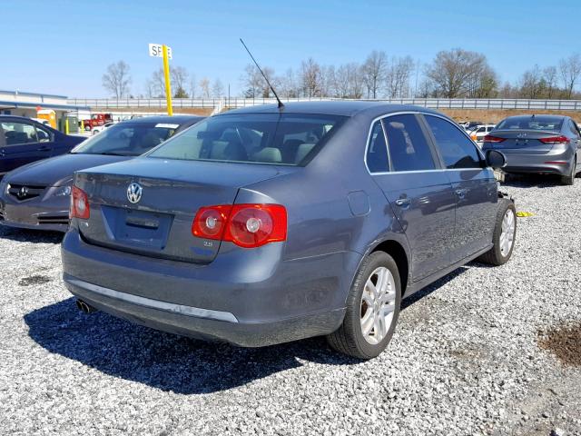 3VWEF81K07M194035 - 2007 VOLKSWAGEN JETTA WOLF GRAY photo 4