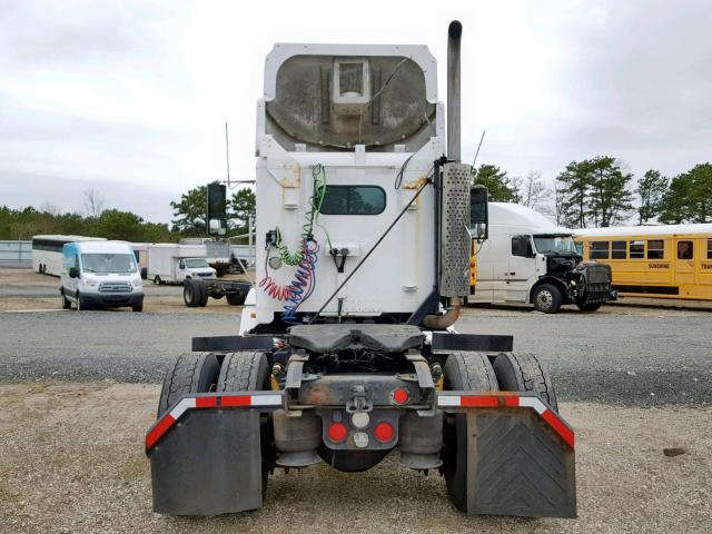 1FUWDMDA4YPF77766 - 2000 FREIGHTLINER CONVENTION WHITE photo 6