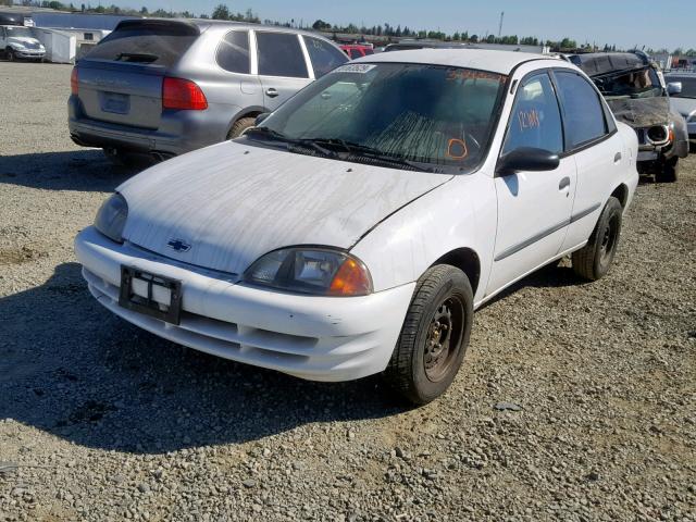 2C1MR522816709736 - 2001 CHEVROLET METRO LSI WHITE photo 2