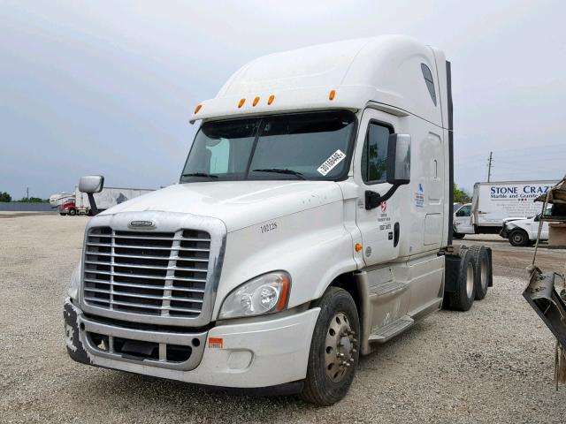 3AKJGLDV3ESFF8045 - 2014 FREIGHTLINER CASCADIA 1 WHITE photo 2