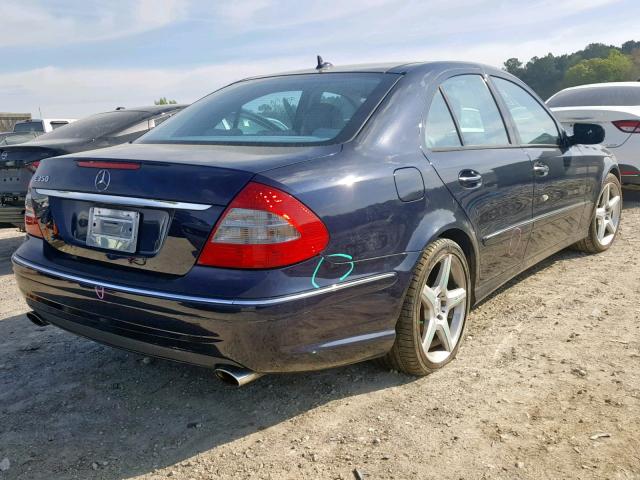 WDBUF56X58B191267 - 2008 MERCEDES-BENZ E 350 BLUE photo 4