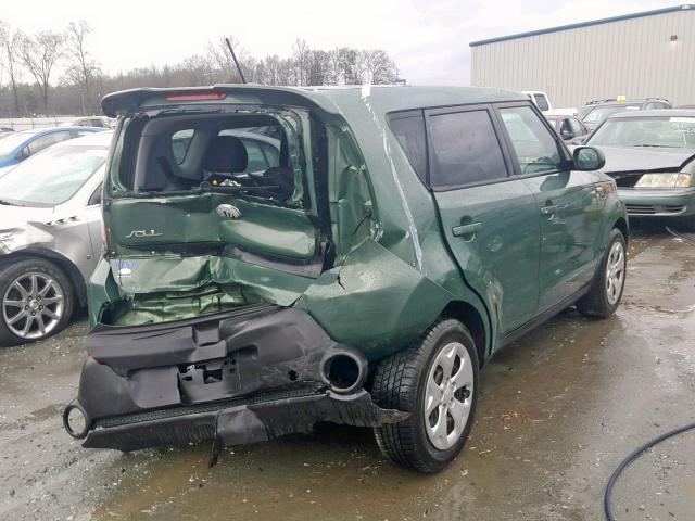 KNDJN2A24E7030327 - 2014 KIA SOUL GREEN photo 4