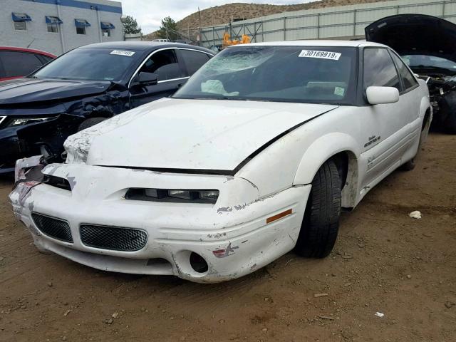 1G2WJ12M6RF282317 - 1994 PONTIAC GRAND PRIX WHITE photo 2