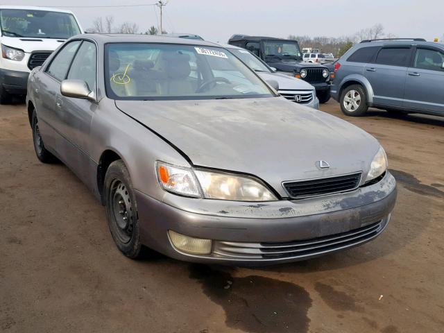 JT8BF28G6W5023183 - 1998 LEXUS ES 300 SILVER photo 1