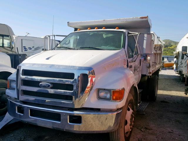 3FRNF65R56V339855 - 2006 FORD F650 SUPER WHITE photo 2