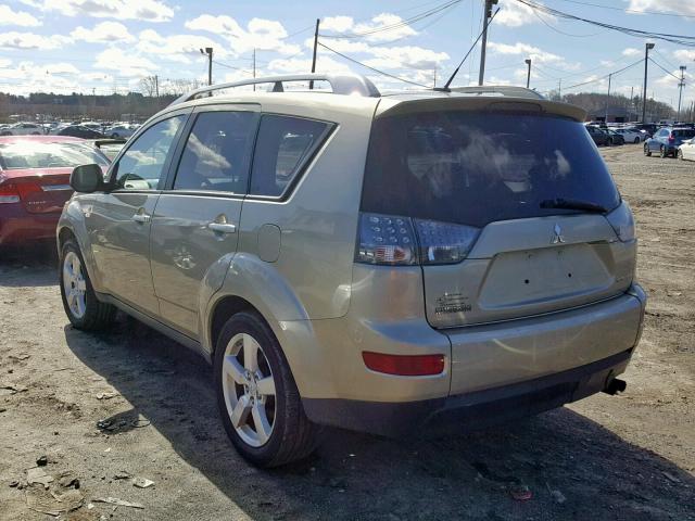 JA4MT41XX7Z006397 - 2007 MITSUBISHI OUTLANDER GOLD photo 3