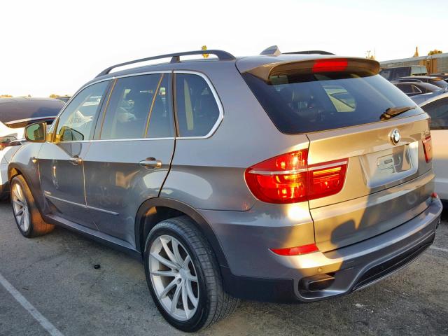 5UXZV8C52CL423288 - 2012 BMW X5 XDRIVE5 GRAY photo 3