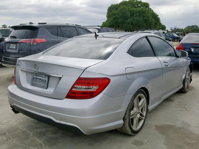 WDDGJ4HB1EG169618 - 2014 MERCEDES-BENZ C 250 SILVER photo 4