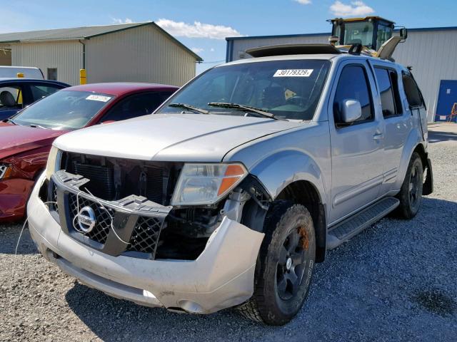 5N1AR18W87C632886 - 2007 NISSAN PATHFINDER SILVER photo 2