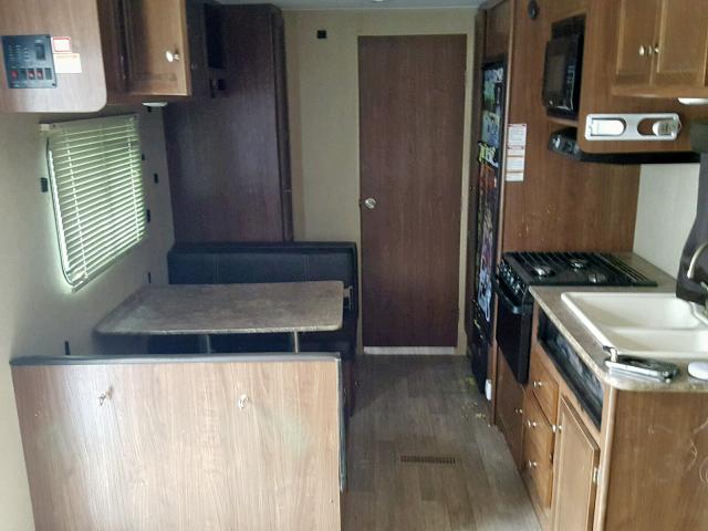 4YDT23523GY933290 - 2016 COLE CAMPER TWO TONE photo 9