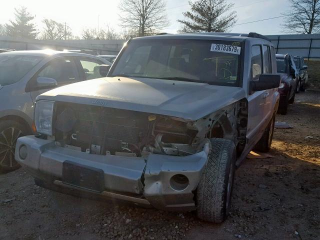 1J8HG48K37C670784 - 2007 JEEP COMMANDER SILVER photo 2