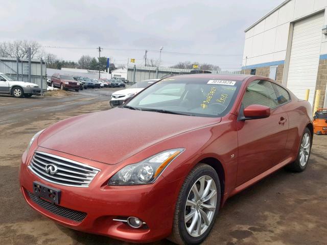 JN1CV6EL4FM890141 - 2015 INFINITI Q60 JOURNE RED photo 2