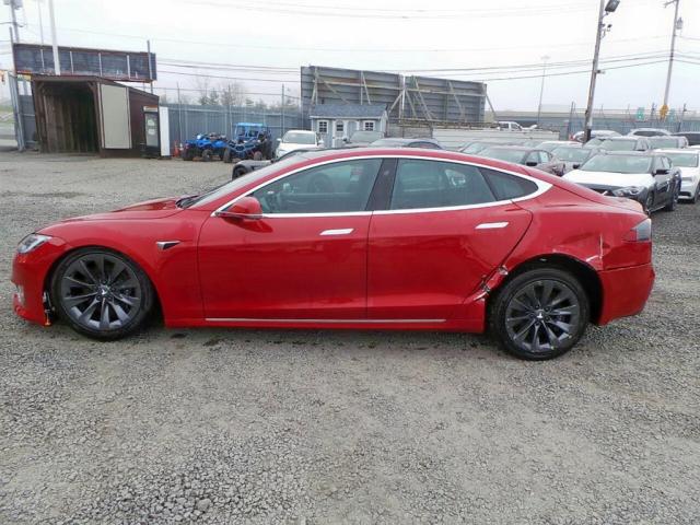 5YJSA1E25JF258328 - 2018 TESLA MODEL S RED photo 9