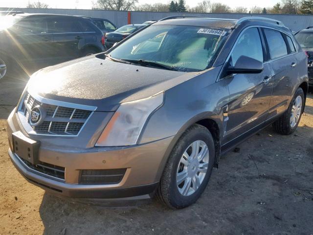 3GYFNDEY6BS582936 - 2011 CADILLAC SRX LUXURY BROWN photo 2