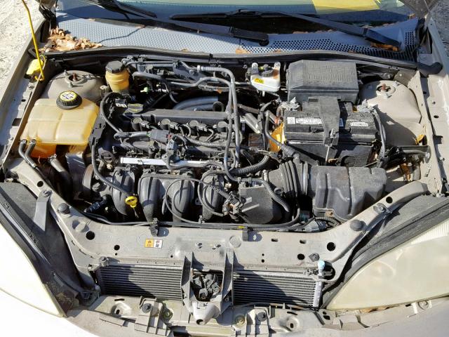 1FAFP34N66W105229 - 2006 FORD FOCUS ZX4 GOLD photo 7