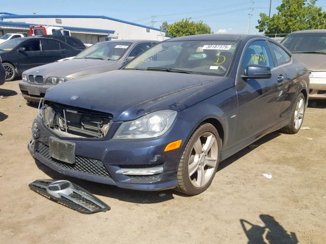 WDDGJ4HB1CF761295 - 2012 MERCEDES-BENZ C 250 BLUE photo 2