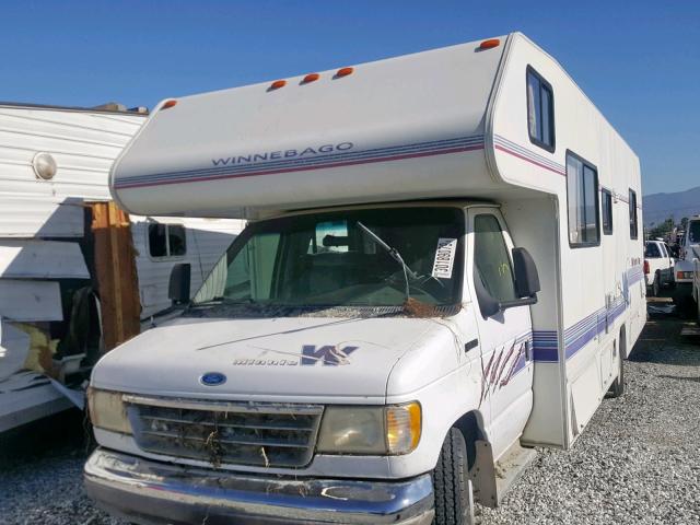 1FDKE30G6SHC11602 - 1996 WINNEBAGO MOTORHOME WHITE photo 2