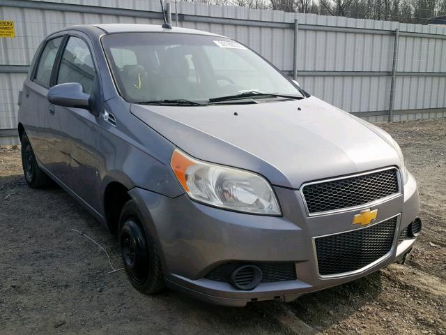 KL1TD66E49B380122 - 2009 CHEVROLET AVEO LS GRAY photo 1