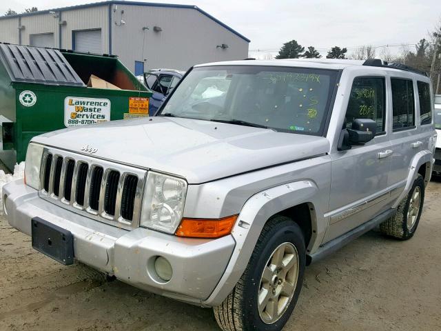 1J8HG58206C132497 - 2006 JEEP COMMANDER GRAY photo 2