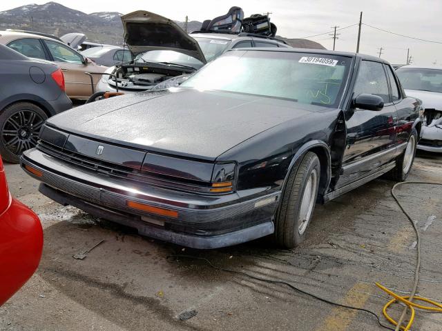 1G3EV13C8LU309781 - 1990 OLDSMOBILE TORONADO T BLACK photo 2