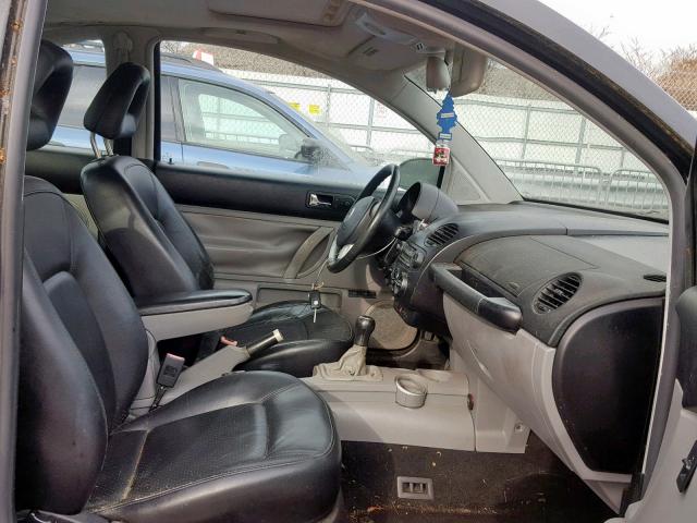 3VWCK21C31M436199 - 2001 VOLKSWAGEN NEW BEETLE Schwarz Foto 5