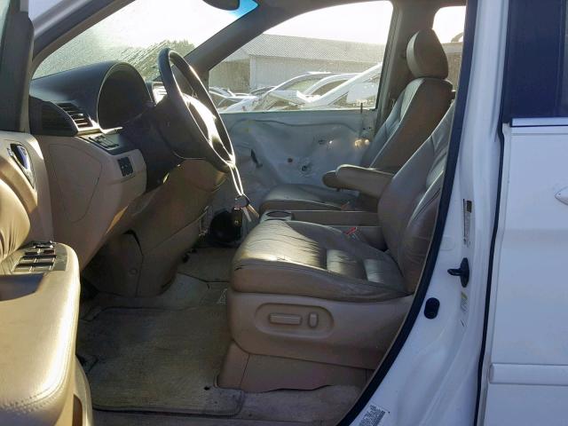 5FNRL38805B090527 - 2005 HONDA ODYSSEY TO WHITE photo 5