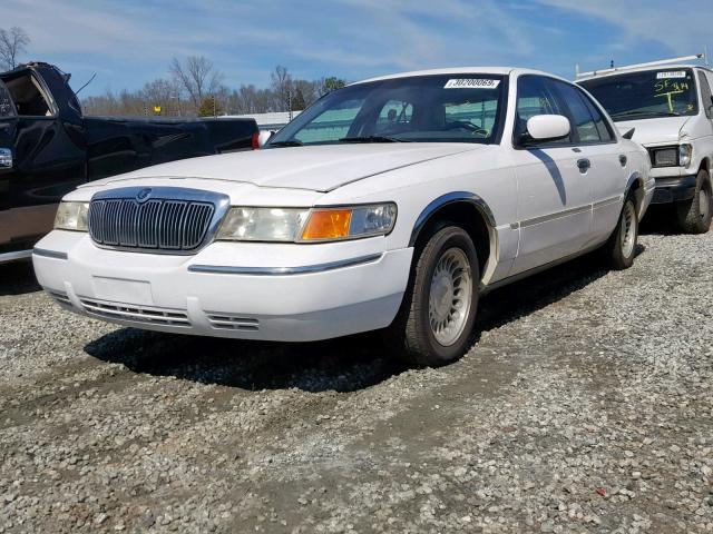 2MEFM75W1YX601496 - 2000 MERCURY GRAND MARQ WHITE photo 2