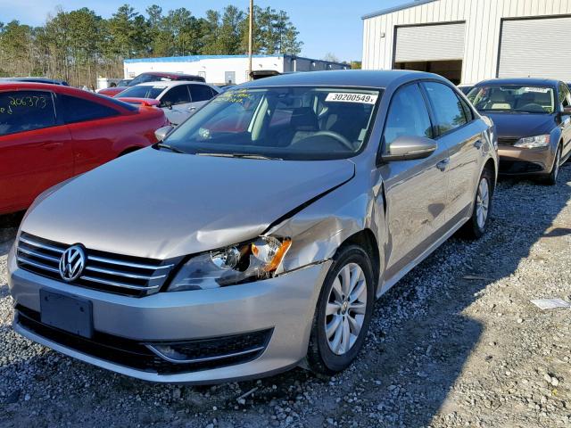 1VWAH7A39CC096144 - 2012 VOLKSWAGEN PASSAT S SILVER photo 2