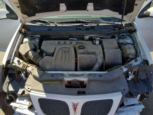 1G2AS18H497211418 - 2009 PONTIAC G5 WHITE photo 7