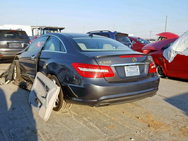 WDDKJ7CB8AF042903 - 2010 MERCEDES-BENZ E 550 GRAY photo 3