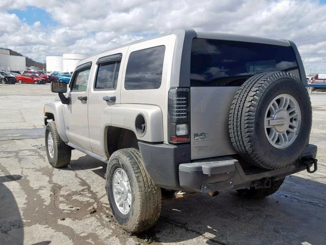 5GTEN13E688137924 - 2008 HUMMER H3 GOLD photo 3