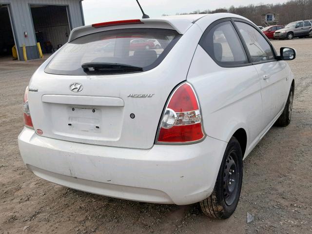 KMHCM3AC6AU184457 - 2010 HYUNDAI ACCENT BLU WHITE photo 4