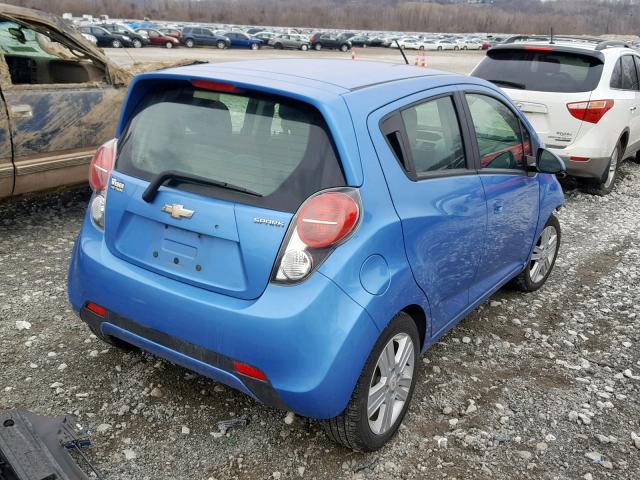 KL8CD6S9XDC536094 - 2013 CHEVROLET SPARK 1LT BLUE photo 4